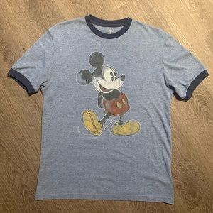 Disney Parks Mickey ringer tee size unisex medium